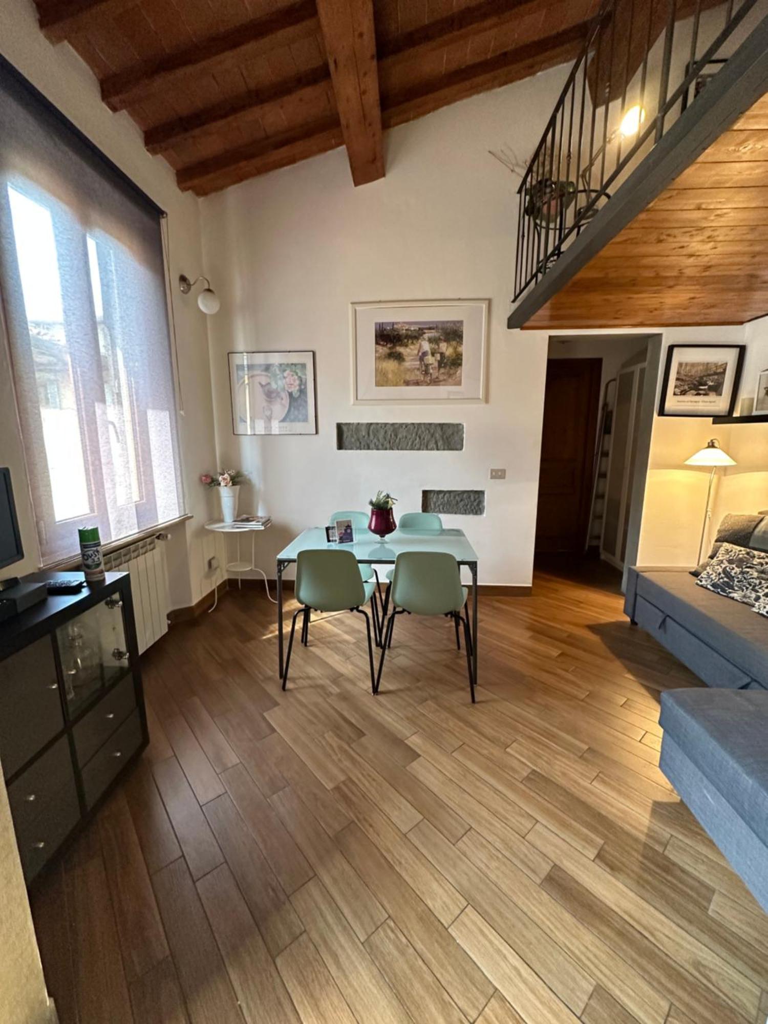 פירנצה Acacia Apartments Salvia-Rosmarino מראה חיצוני תמונה