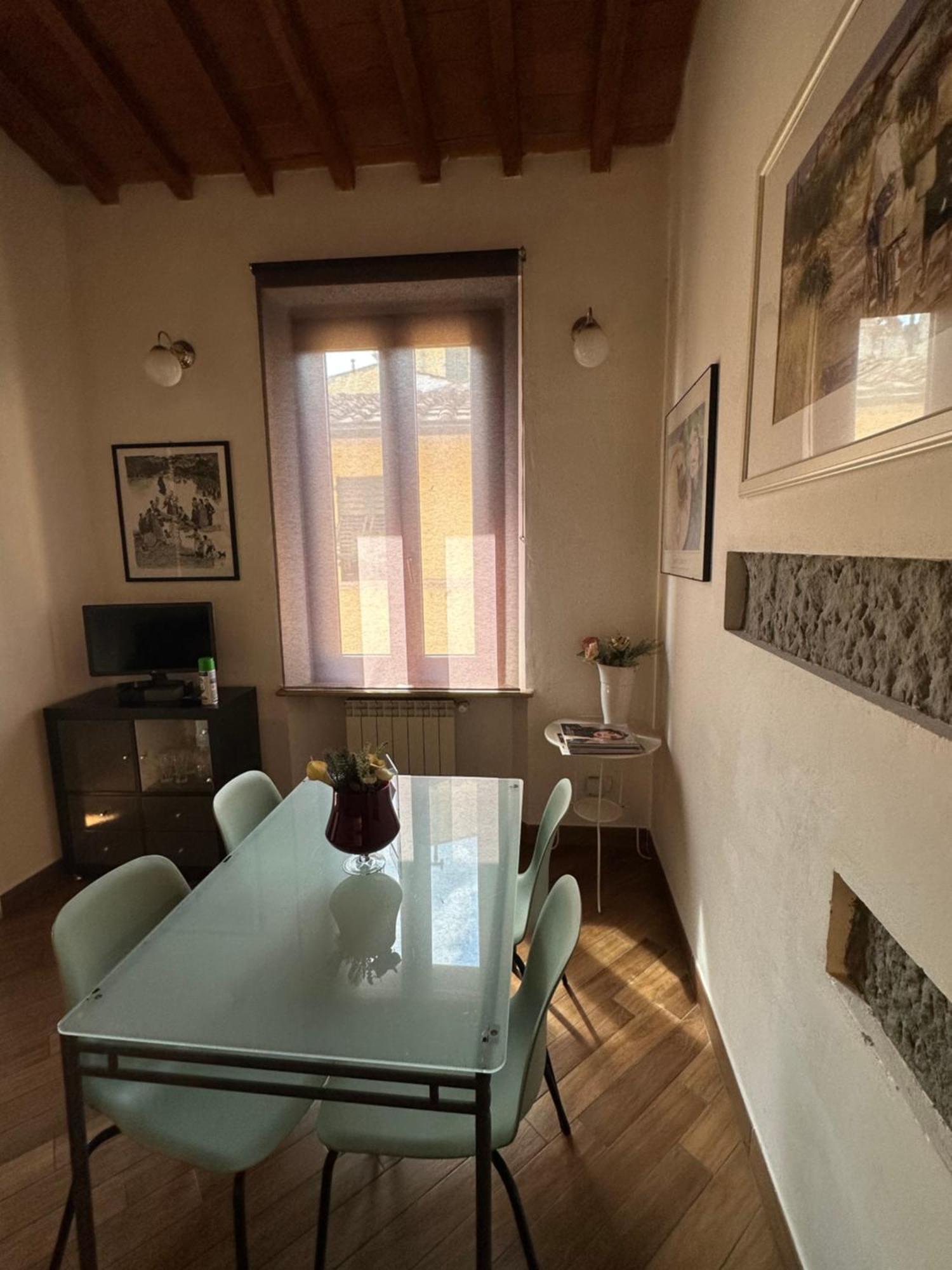 פירנצה Acacia Apartments Salvia-Rosmarino מראה חיצוני תמונה