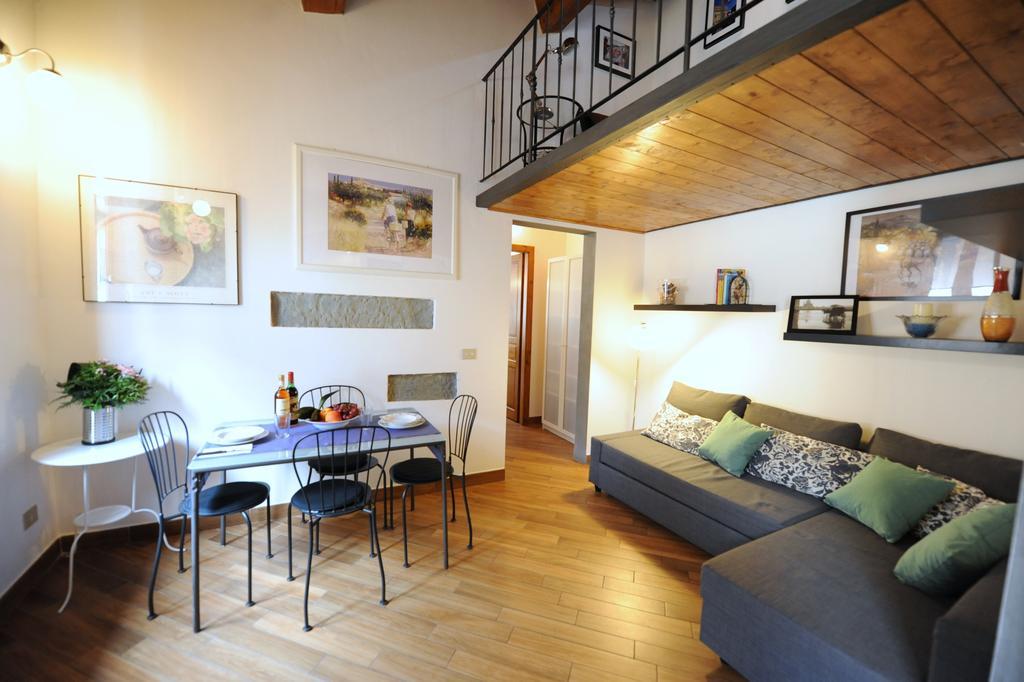 פירנצה Acacia Apartments Salvia-Rosmarino מראה חיצוני תמונה