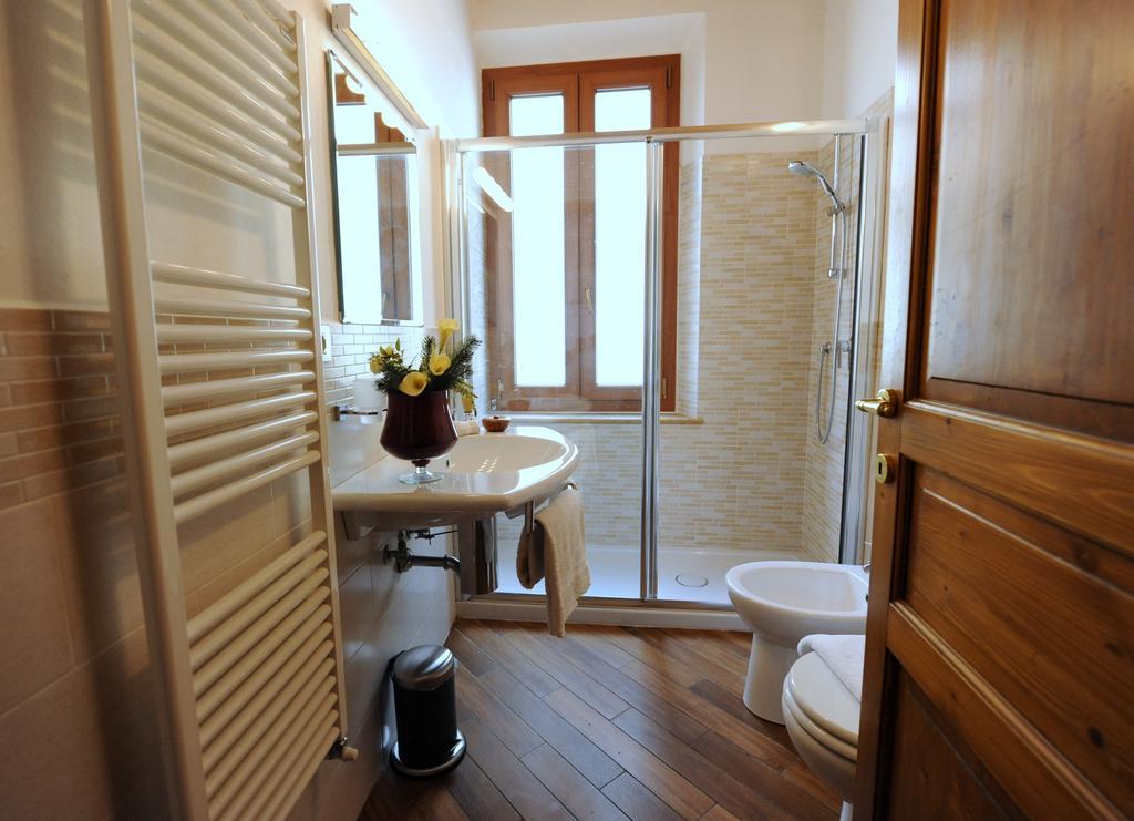 פירנצה Acacia Apartments Salvia-Rosmarino מראה חיצוני תמונה