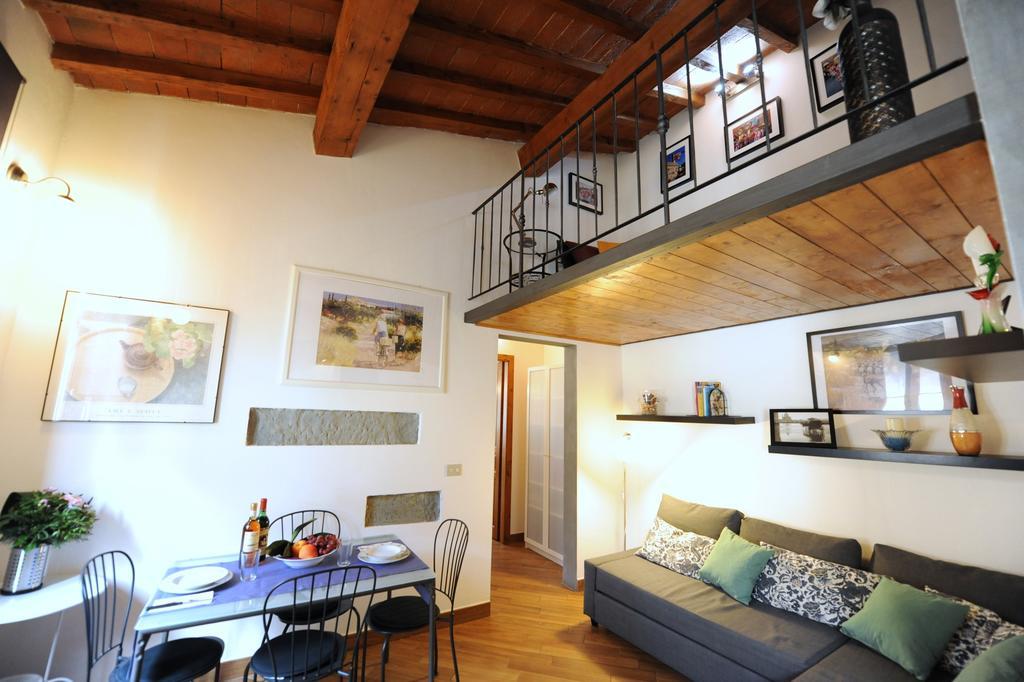 פירנצה Acacia Apartments Salvia-Rosmarino מראה חיצוני תמונה