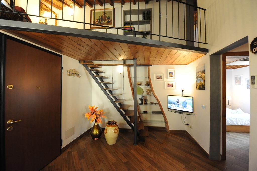 פירנצה Acacia Apartments Salvia-Rosmarino מראה חיצוני תמונה